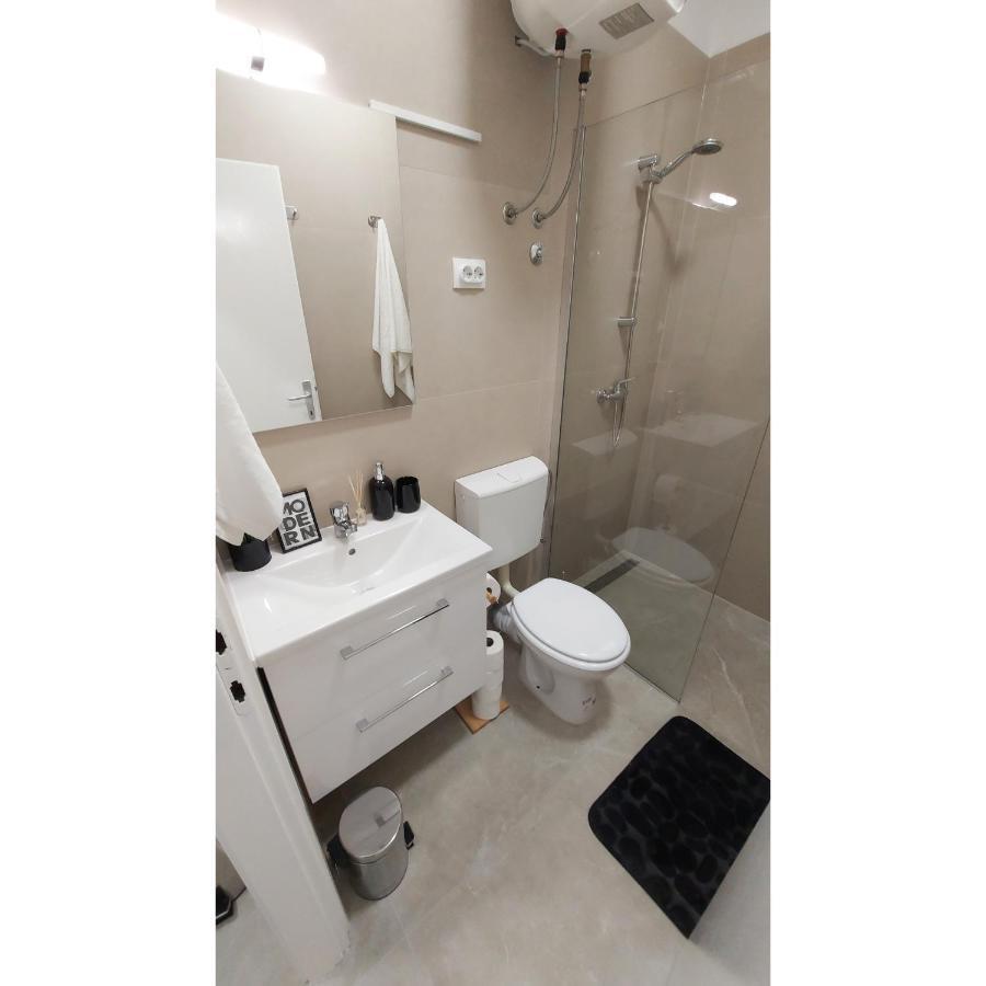 Studio Apartment Lee 斯普利特 外观 照片